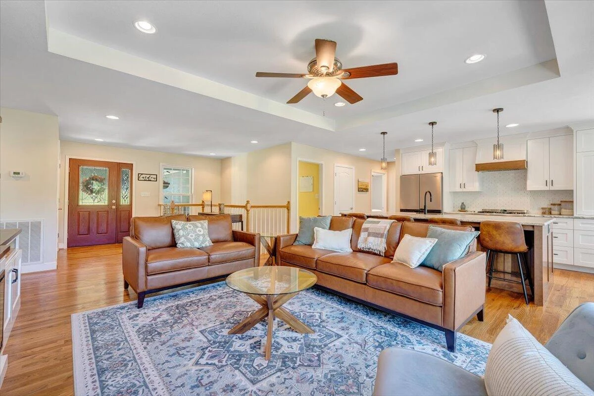 940 Claybanks DR - Photo 23