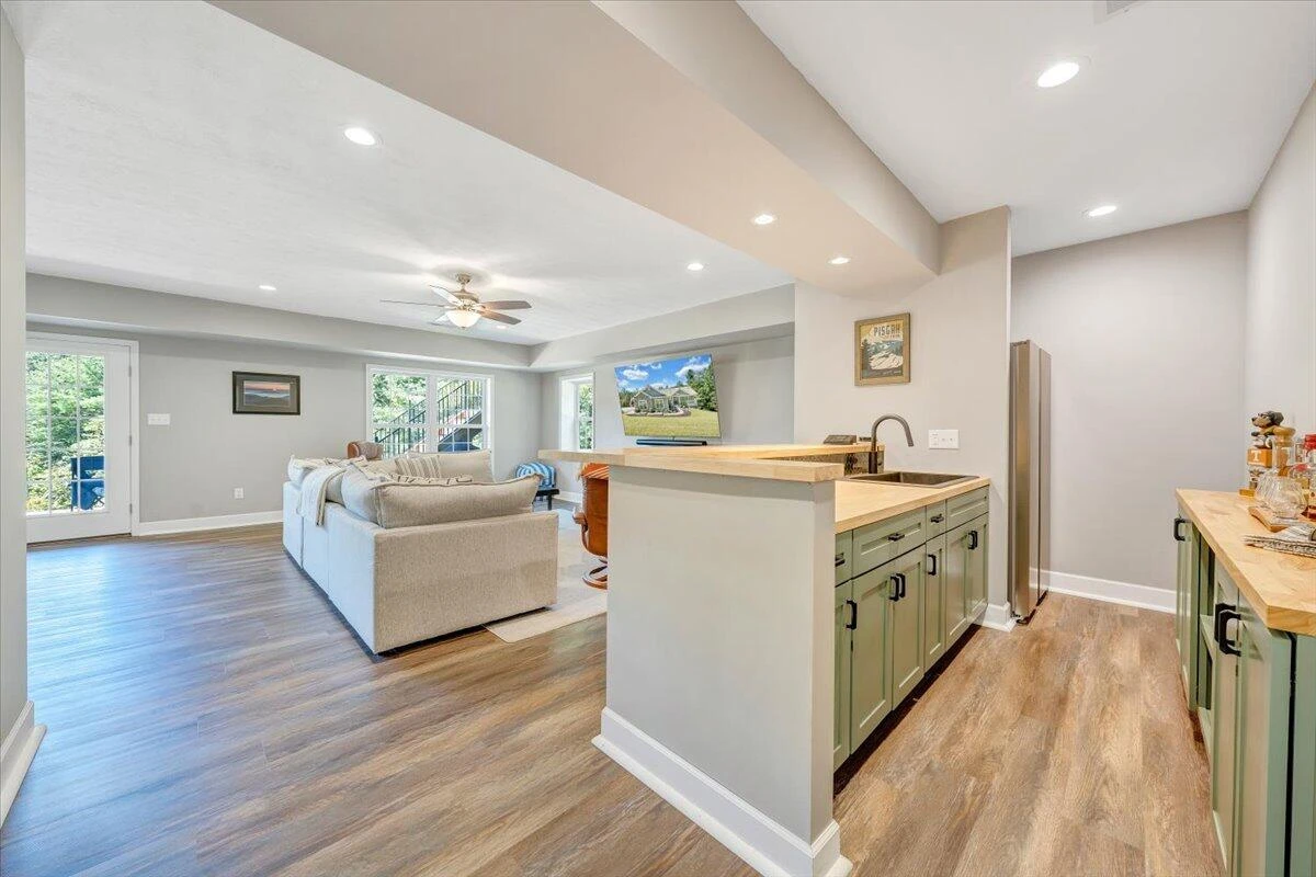 940 Claybanks DR - Photo 66