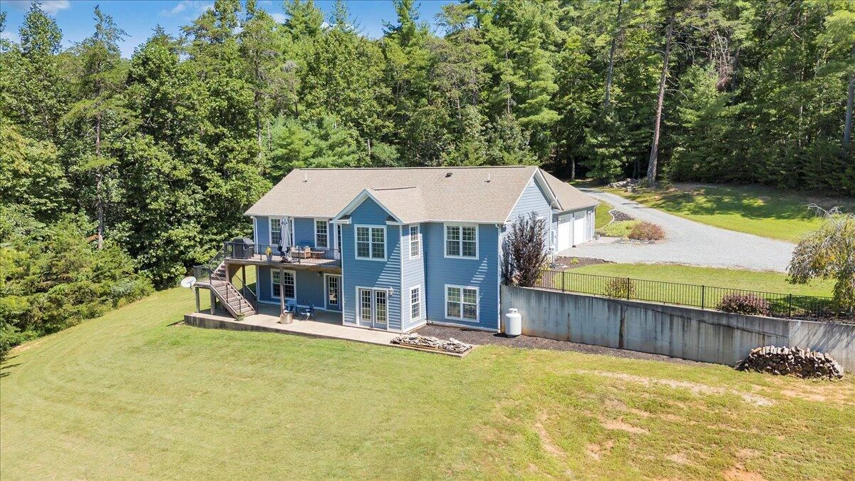 940 Claybanks DR - Photo 93