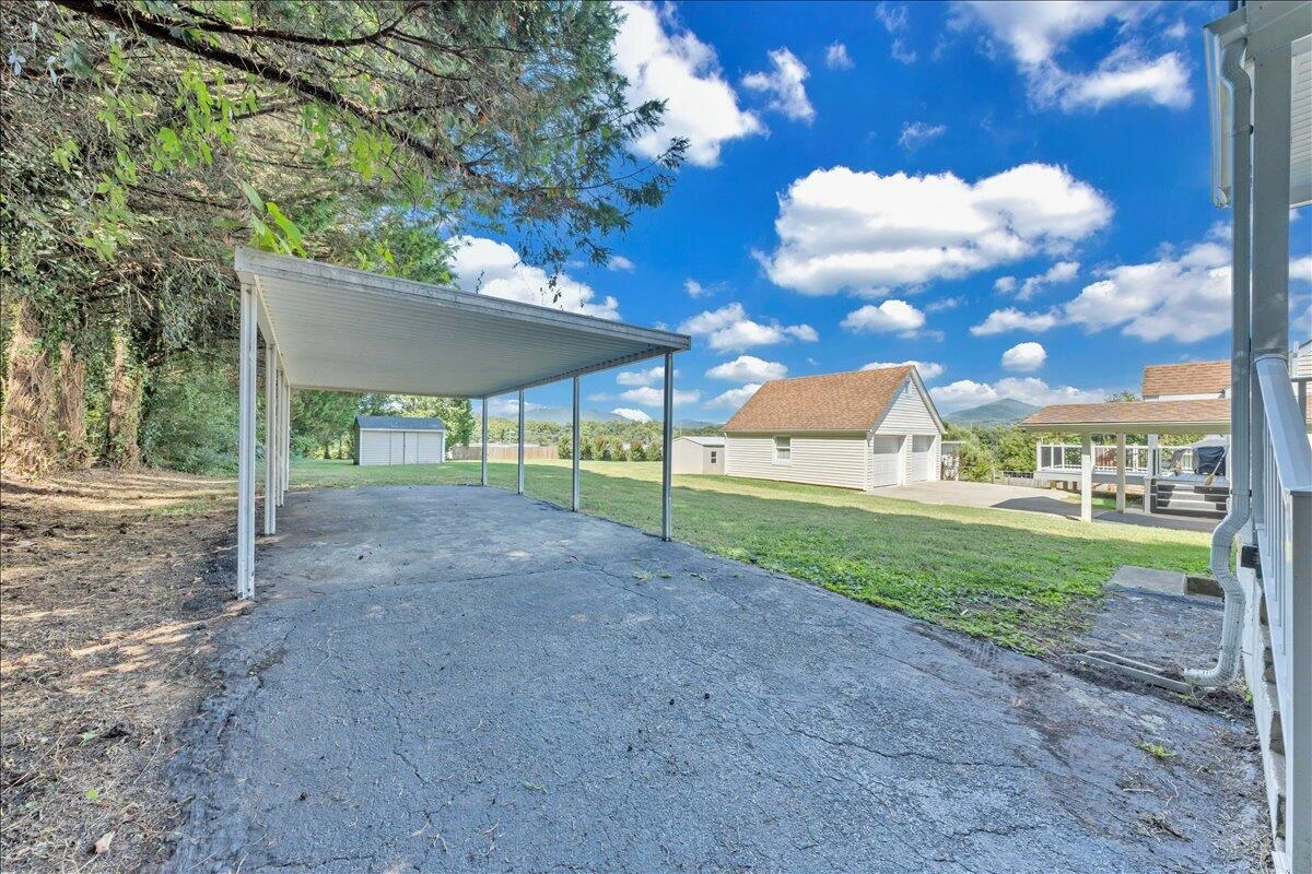 2052 Kenwood BLVD SE - Photo 23