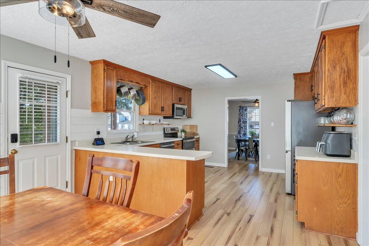 105 Teel Brooke RD - Photo 18