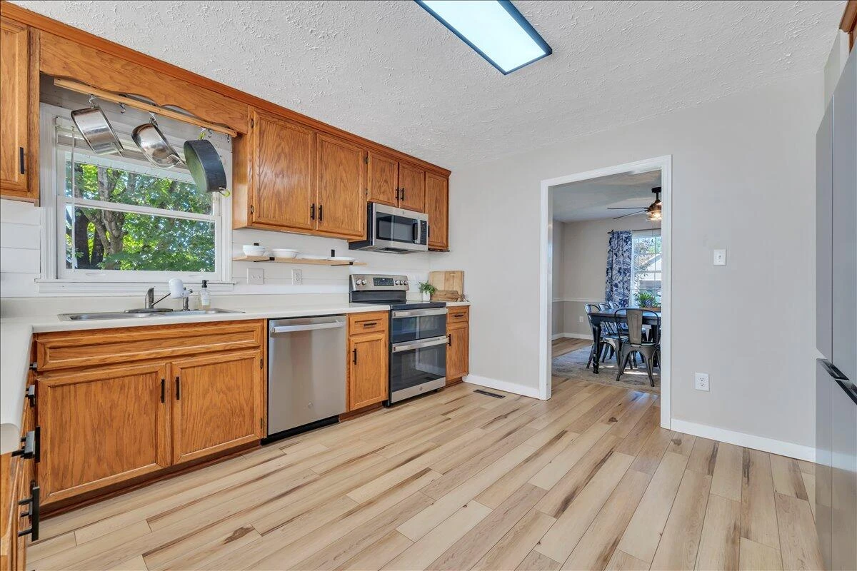105 Teel Brooke RD - Photo 24