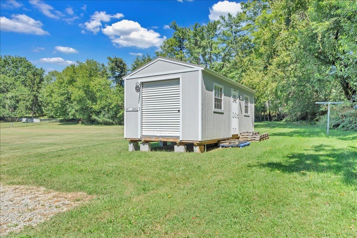 4027 Hershberger RD NW - Photo 14