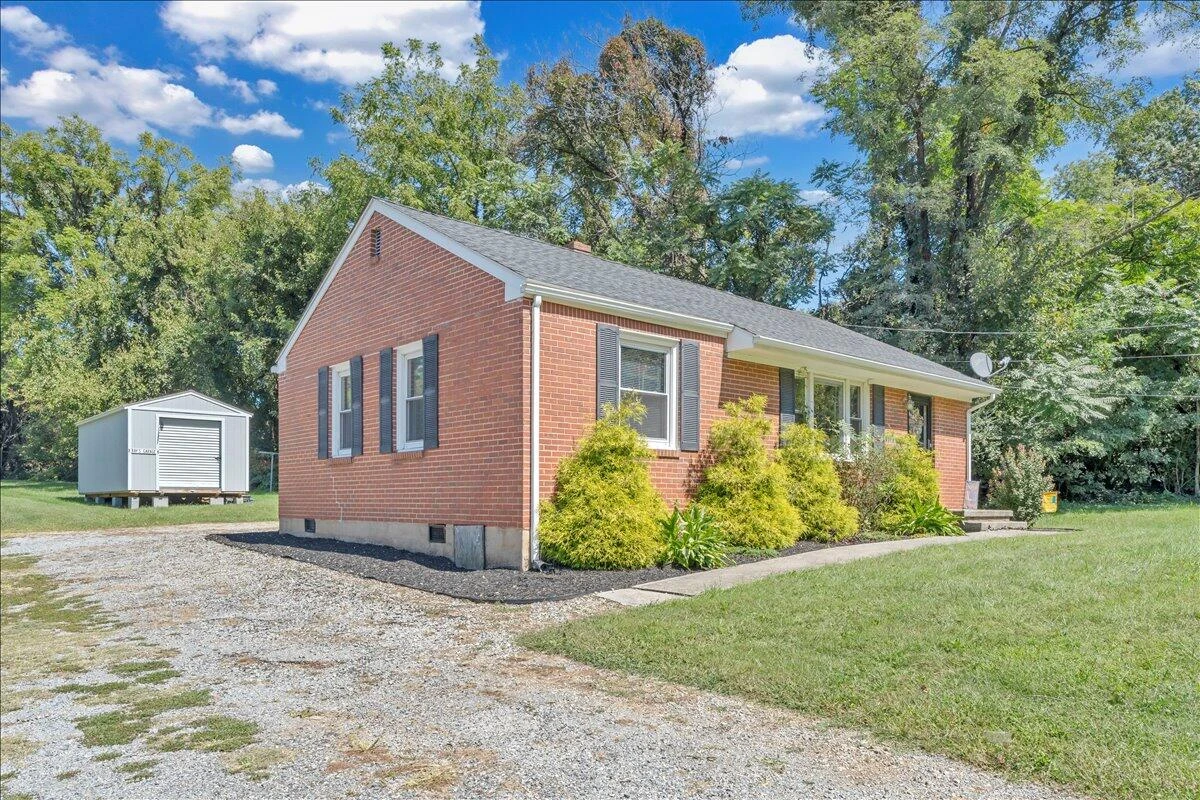 4027 Hershberger RD NW - Photo 24