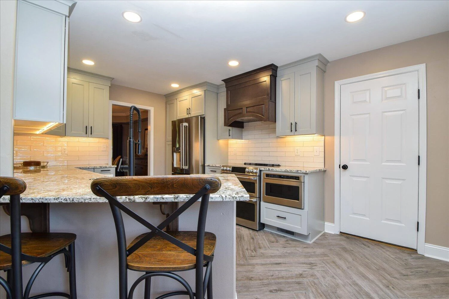 6065 Chagall DR SW - Photo 17