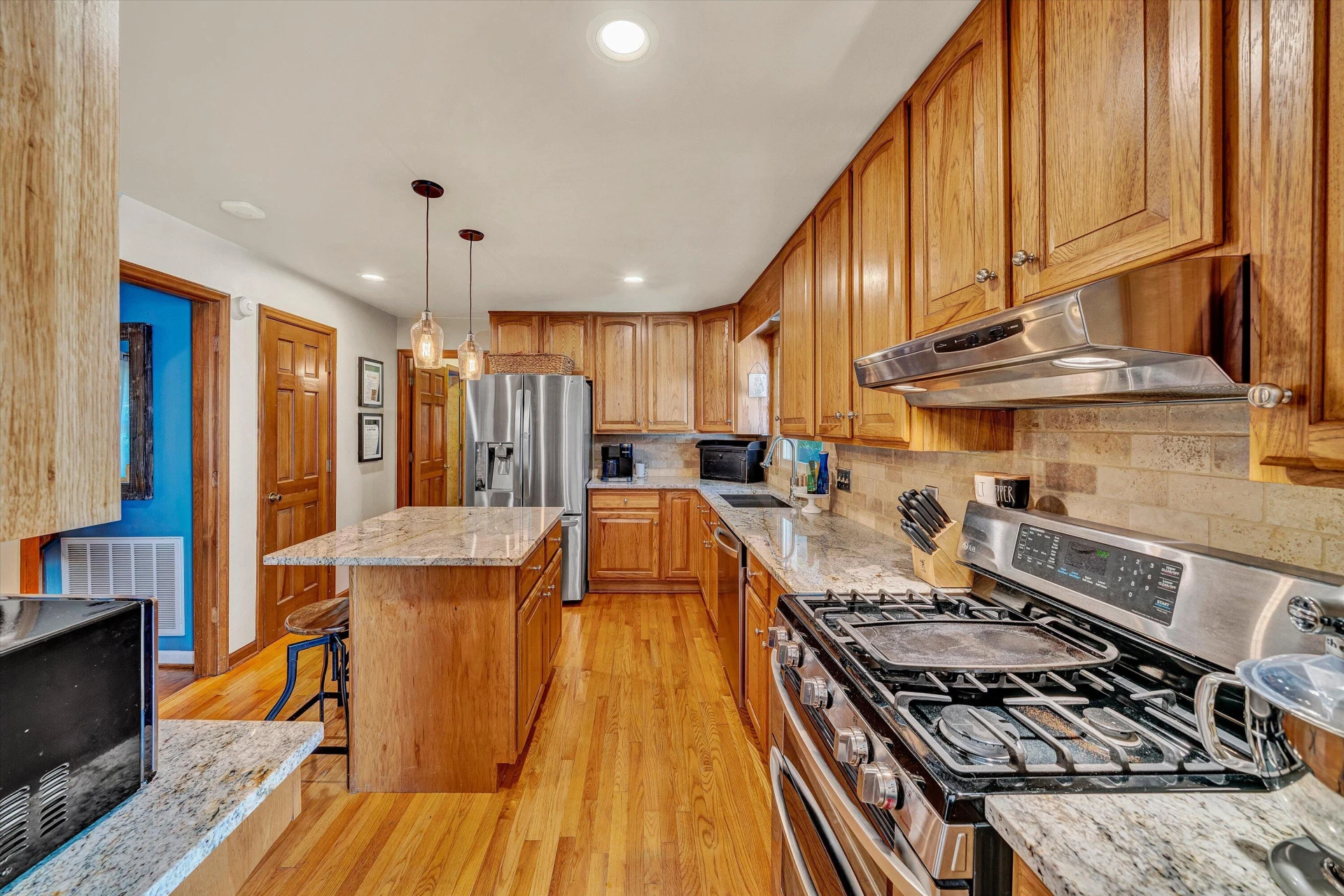 5217 Lipps RD - Photo 12