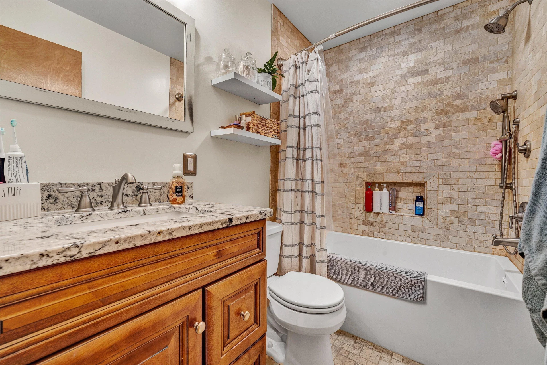 5217 Lipps RD - Photo 21