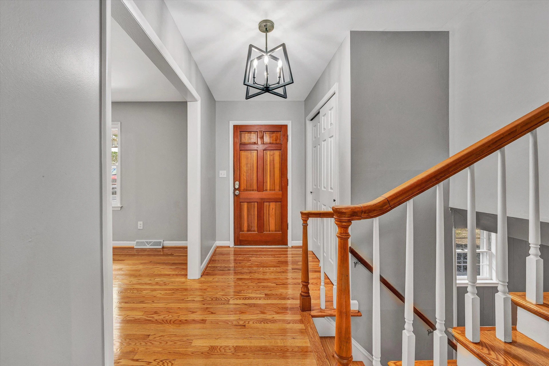 3004 Woodthrush DR - Photo 5