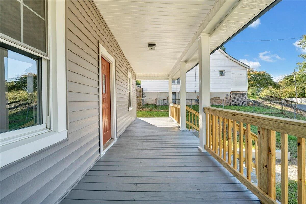 1008 11th ST SE - Photo 37