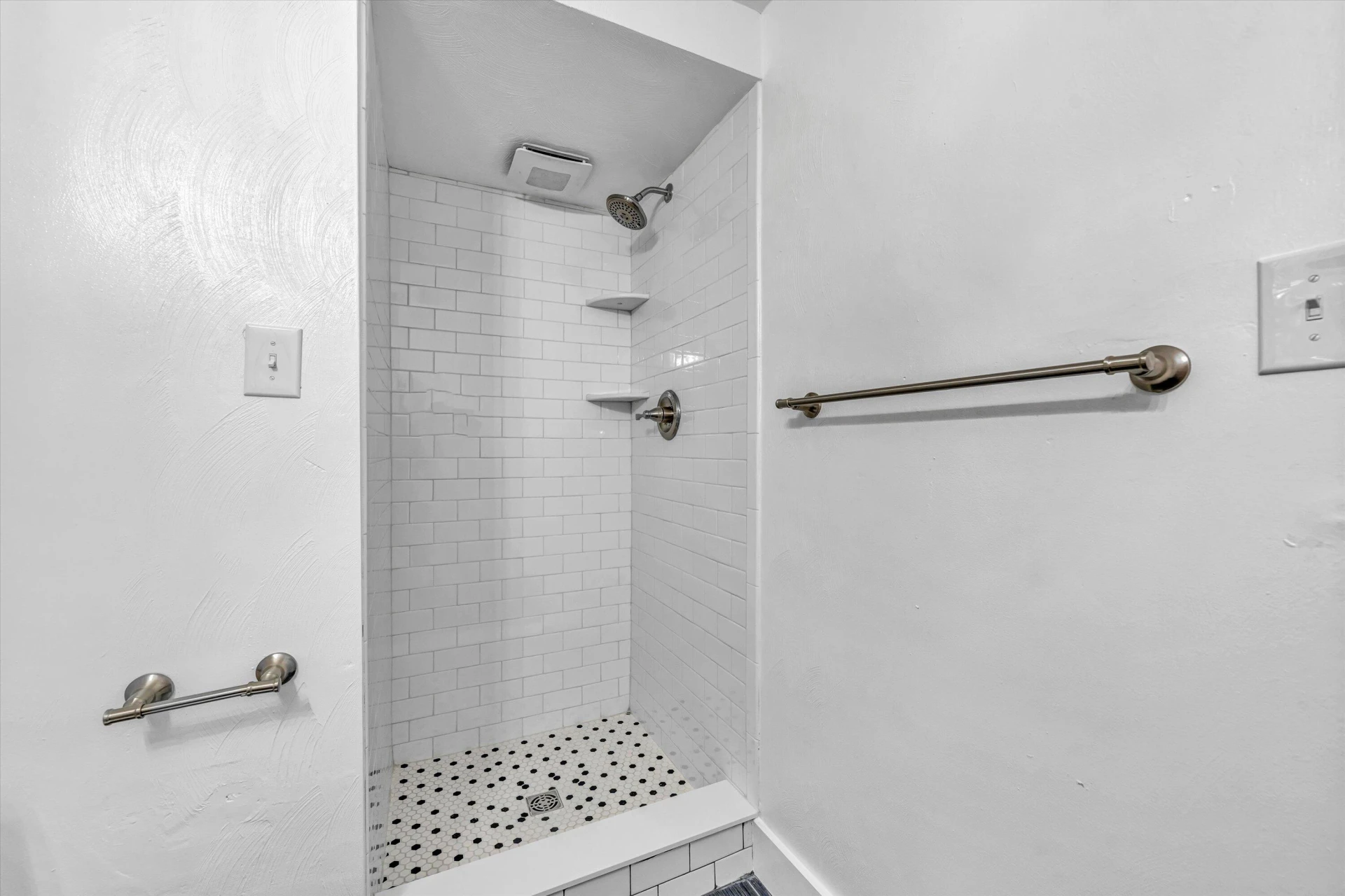 3631 Bower RD - Photo 11