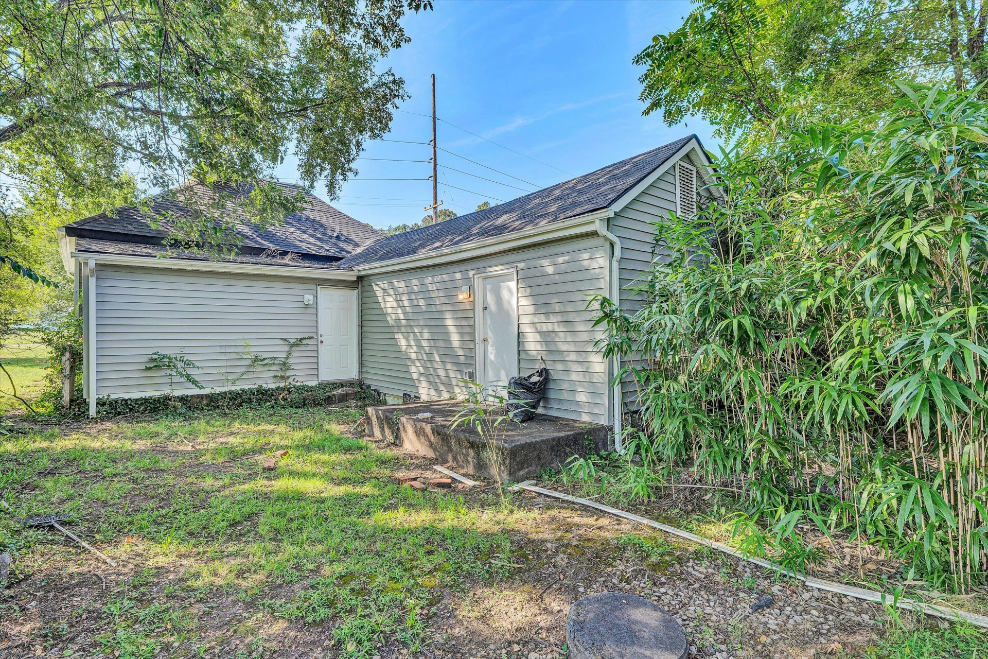 2405 Roanoke AVE SW - Photo 14