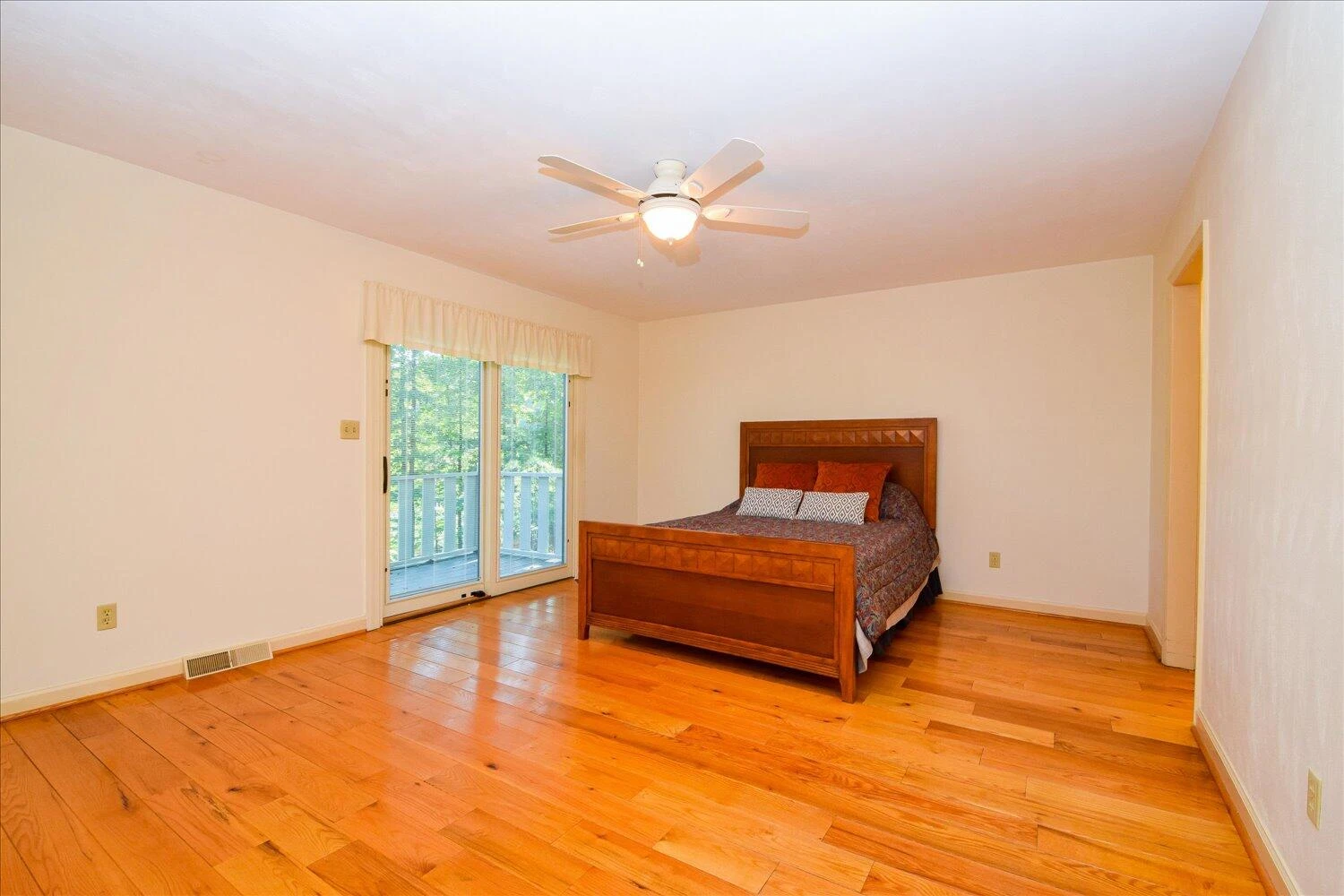 2610 Turnberry RD - Photo 14