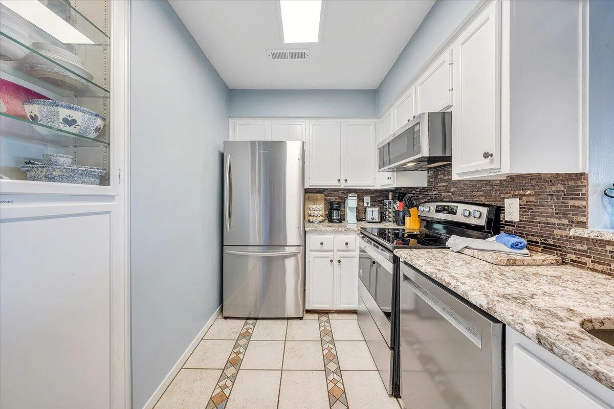 290 Sailors Cove DR #409 - Photo 37
