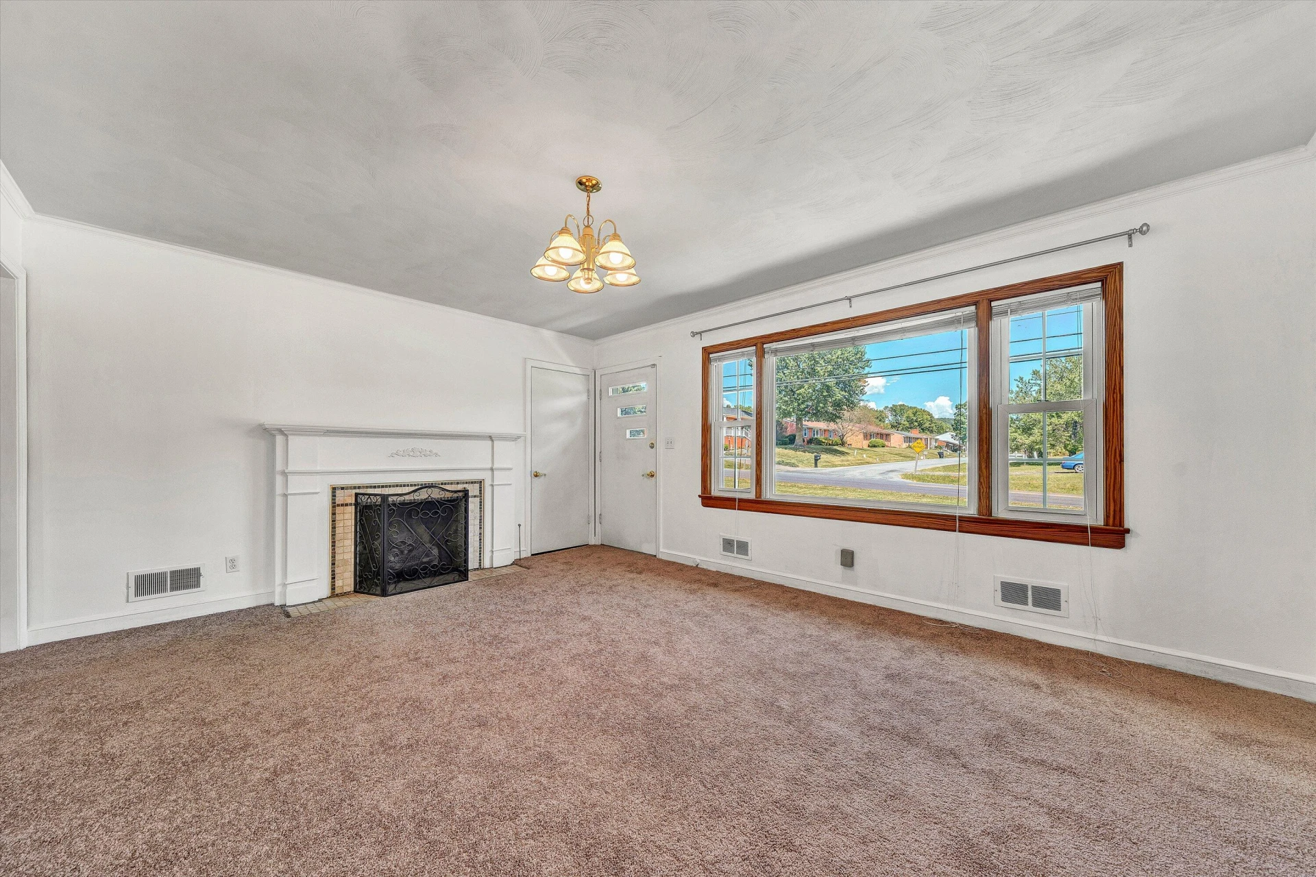 7704 Barrens RD - Photo 7