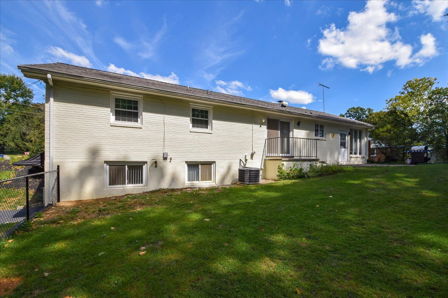 5230 Sugar Loaf DR - Photo 29