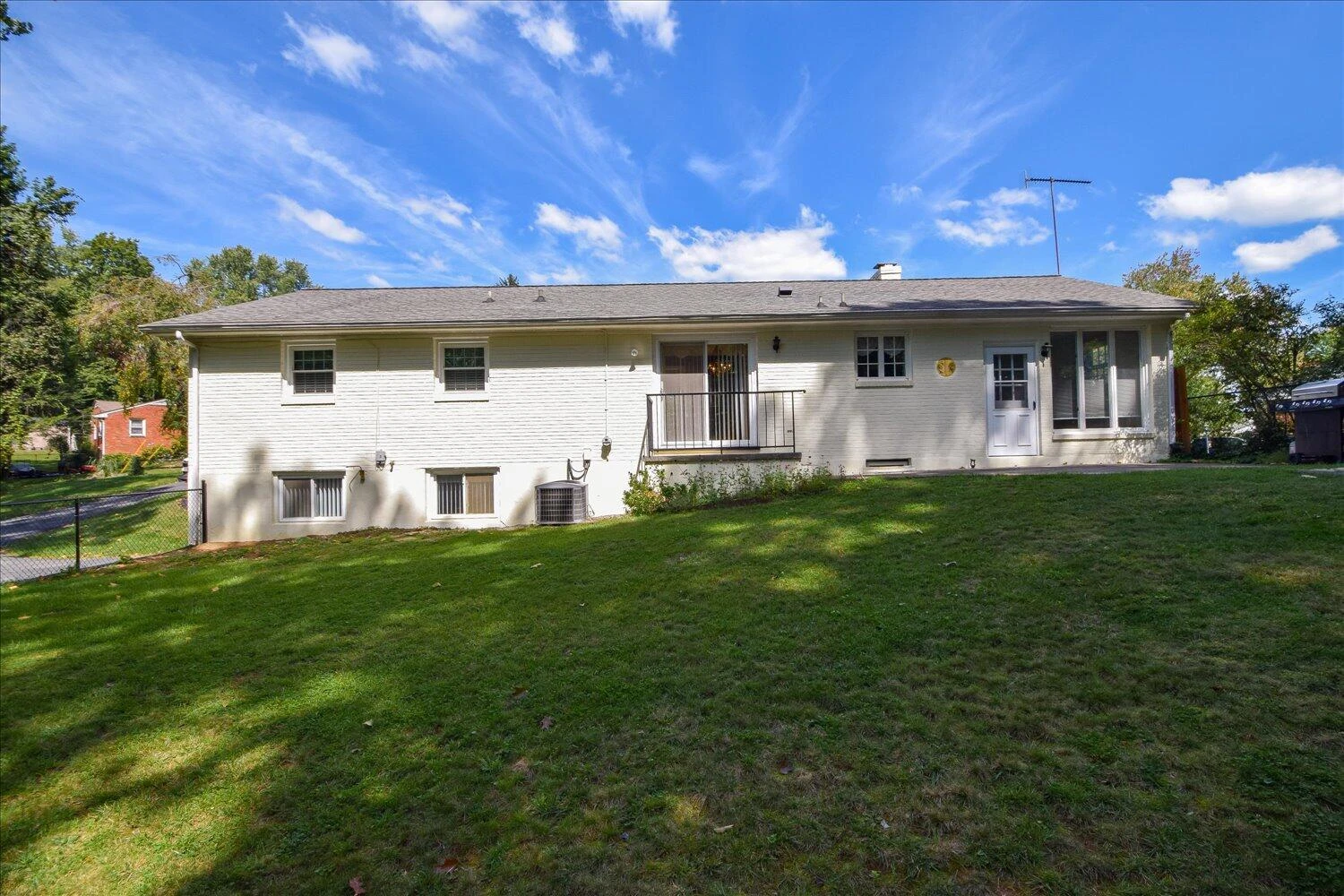 5230 Sugar Loaf DR - Photo 30