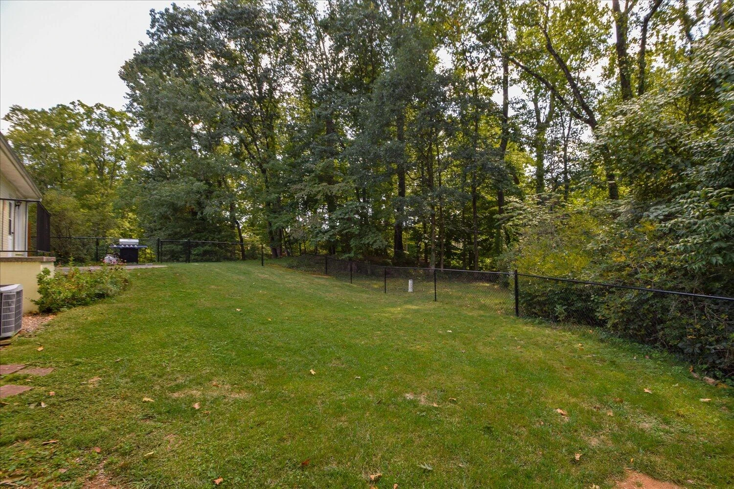5230 Sugar Loaf DR - Photo 33