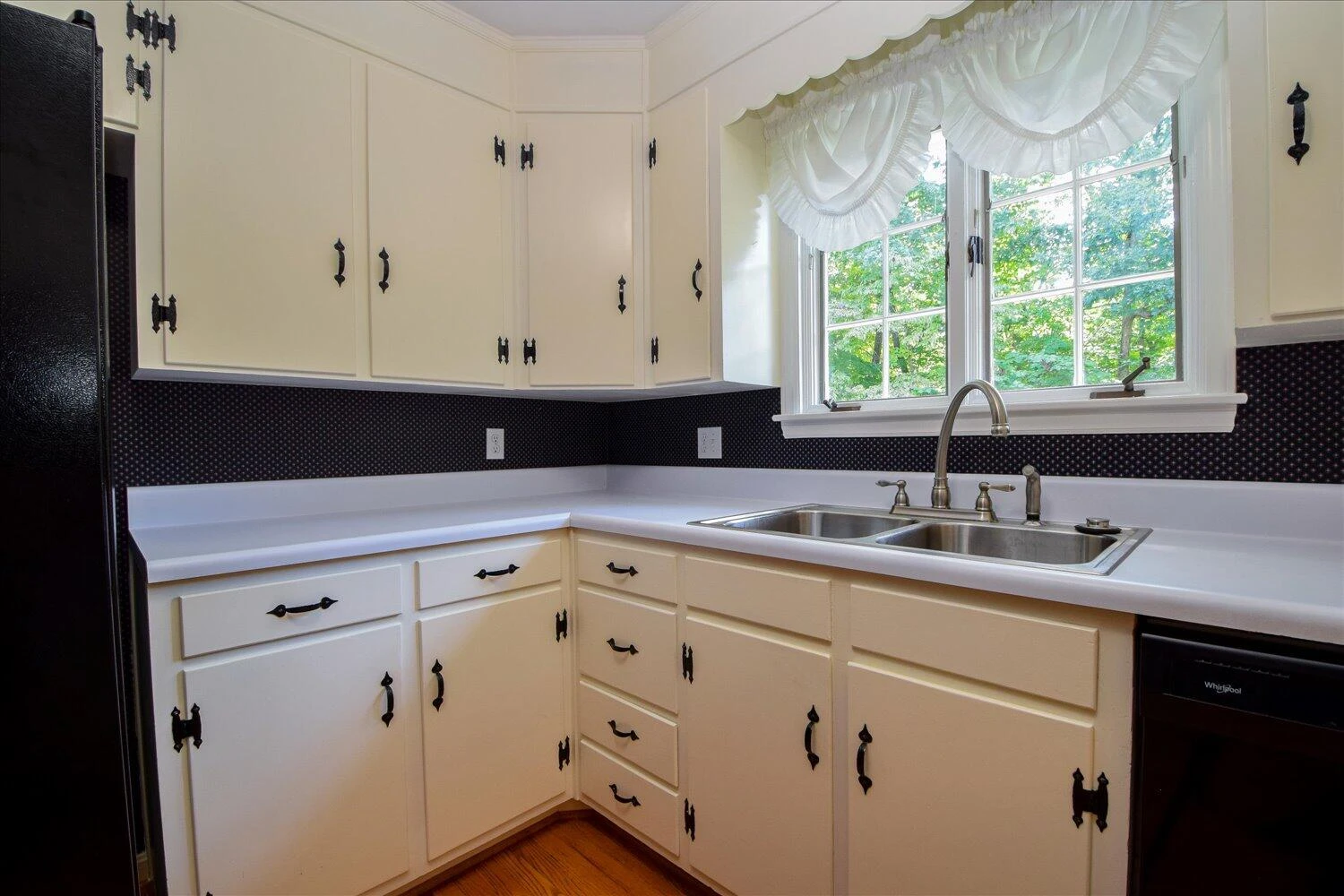 5230 Sugar Loaf DR - Photo 9