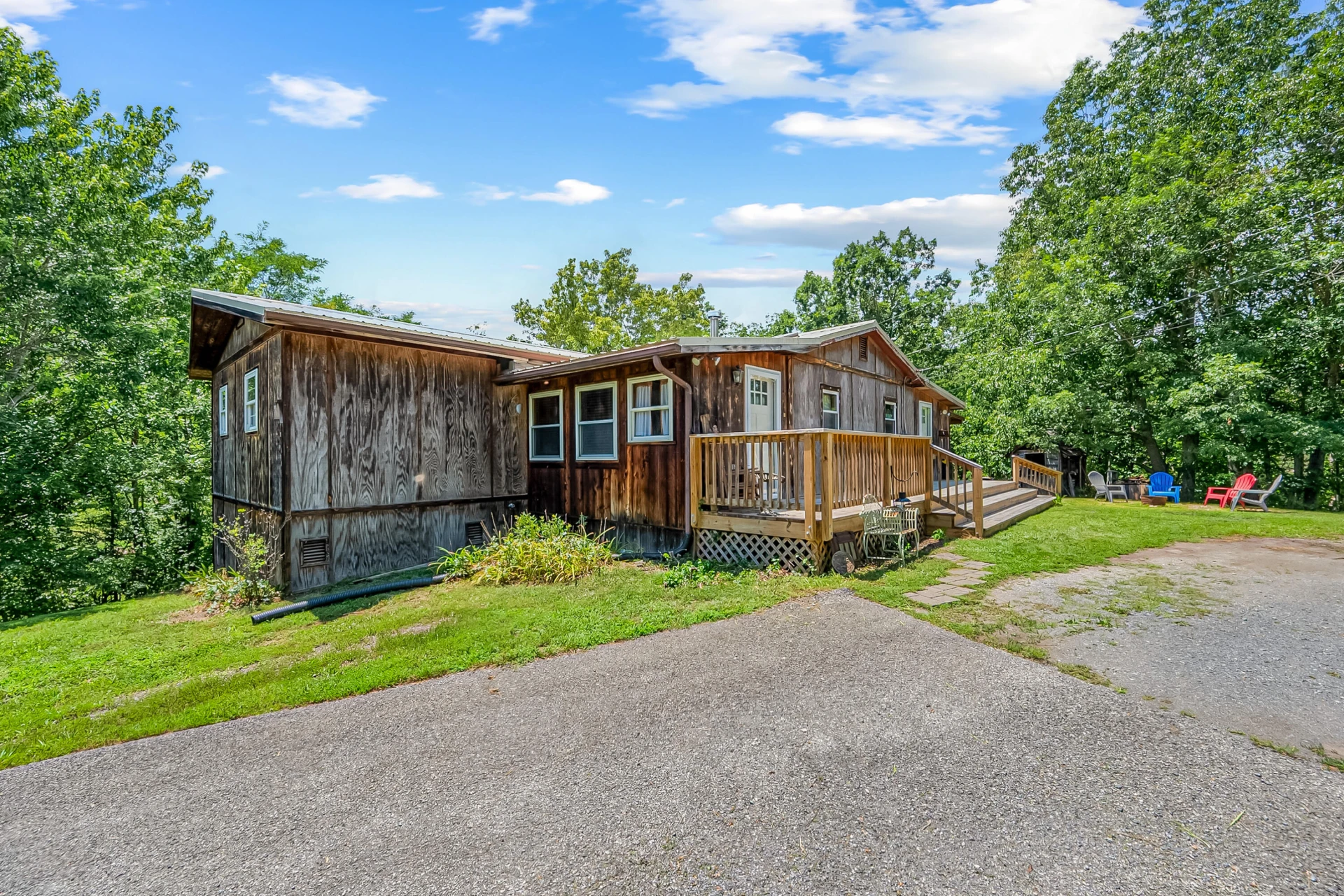 2389 Reesedale Rd
