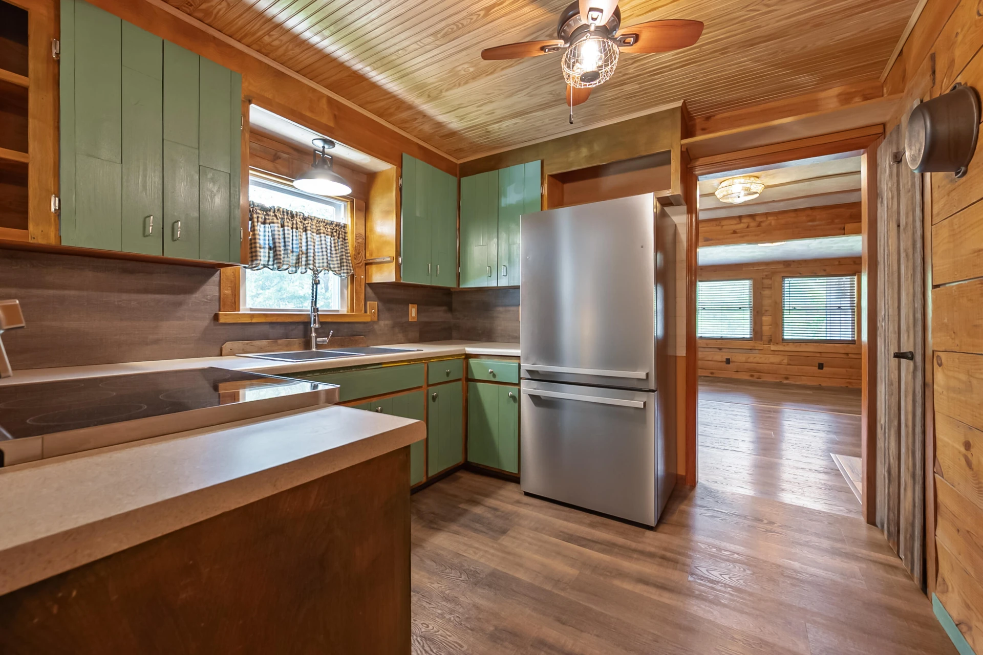 2389 Reesedale Rd - Photo 19