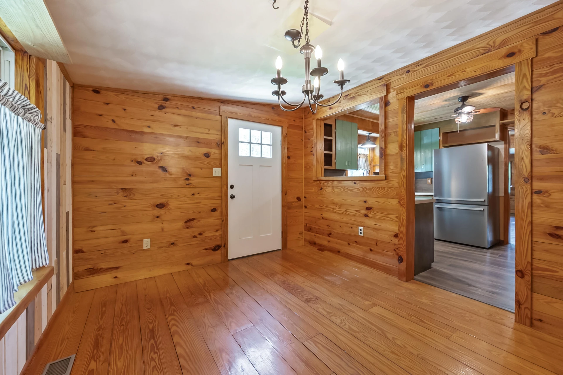 2389 Reesedale Rd - Photo 21