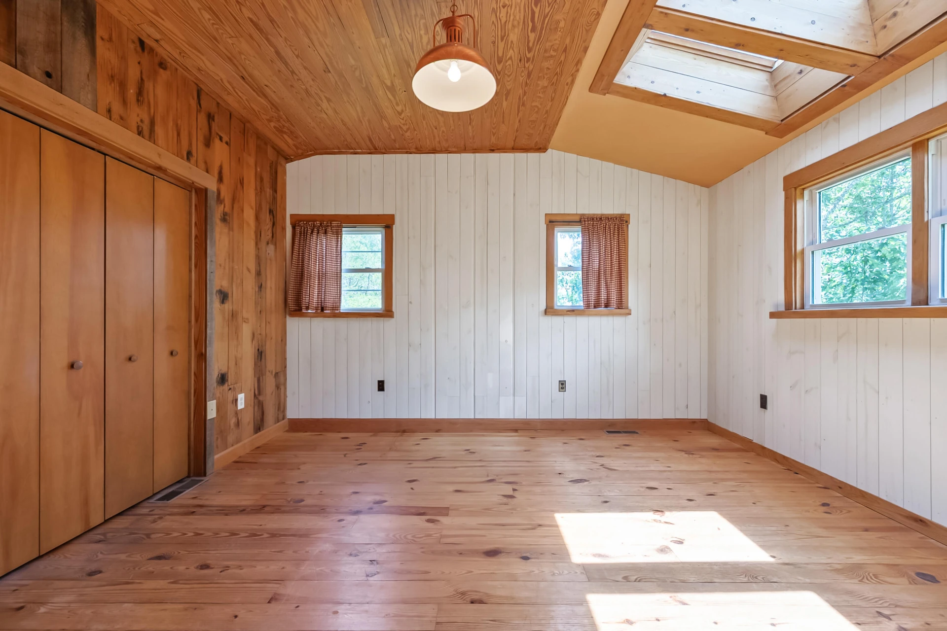 2389 Reesedale Rd - Photo 33