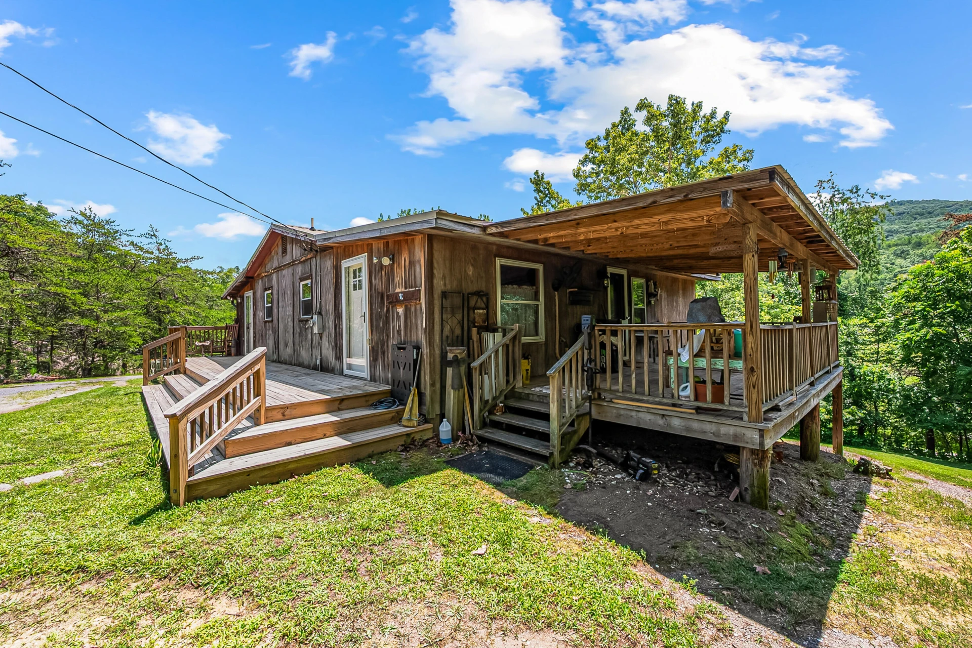 2389 Reesedale Rd - Photo 4