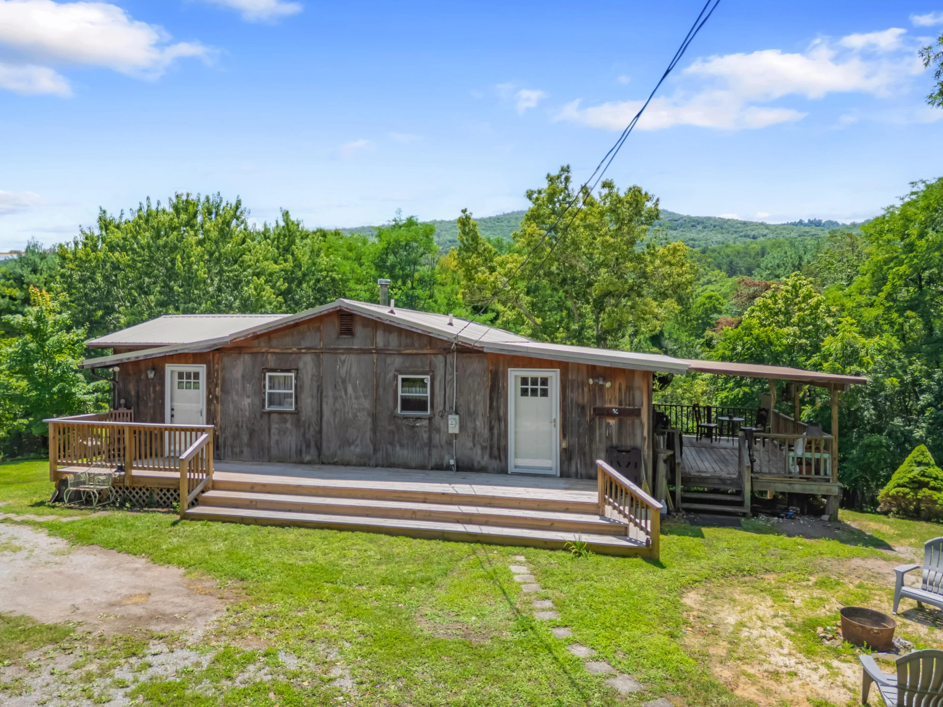 2389 Reesedale Rd - Photo 9