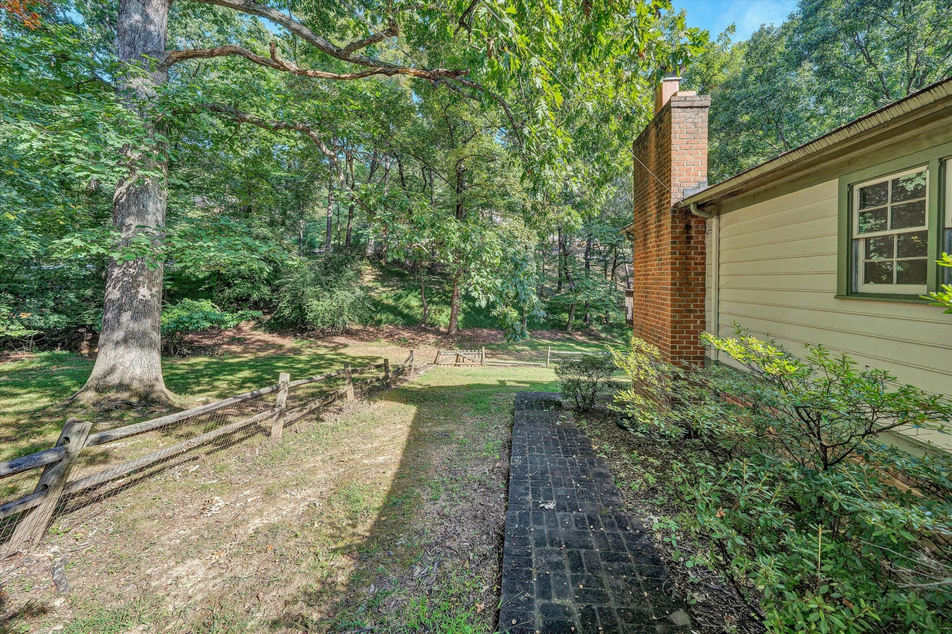 2825 Fairway Forest DR - Photo 40