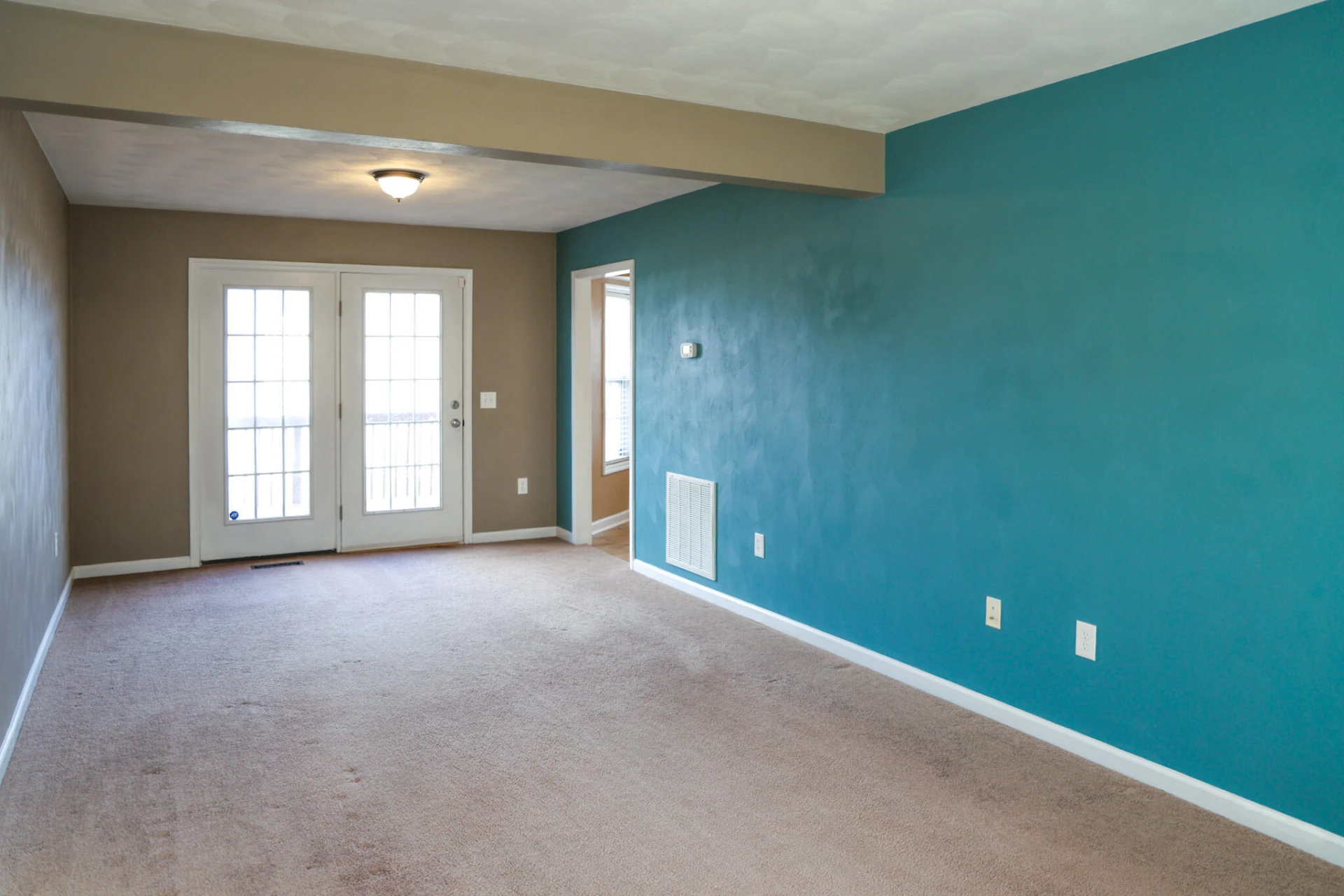 505 Keystone DR - Photo 5