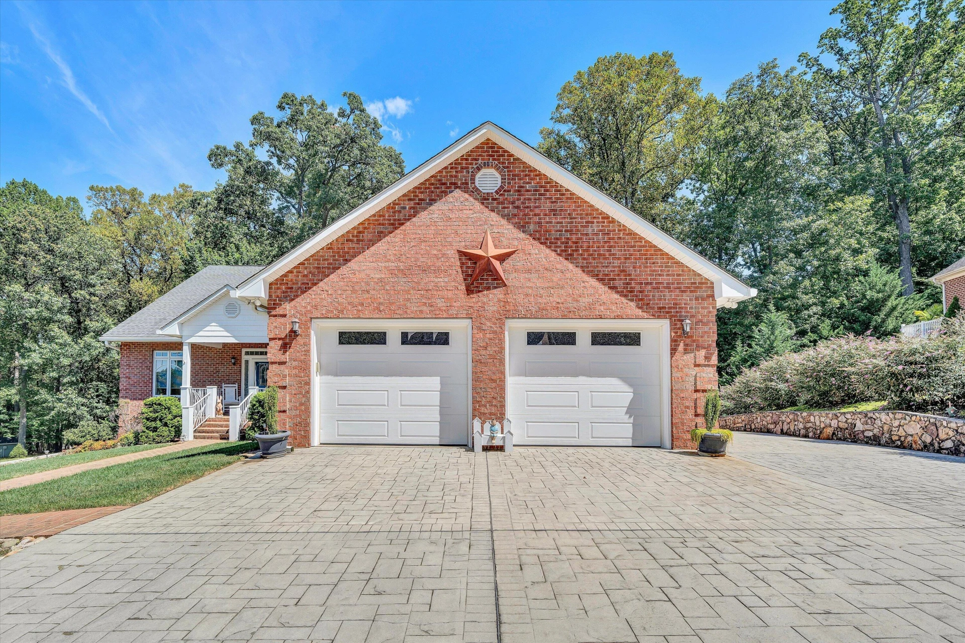 995 Highland DR - Photo 26
