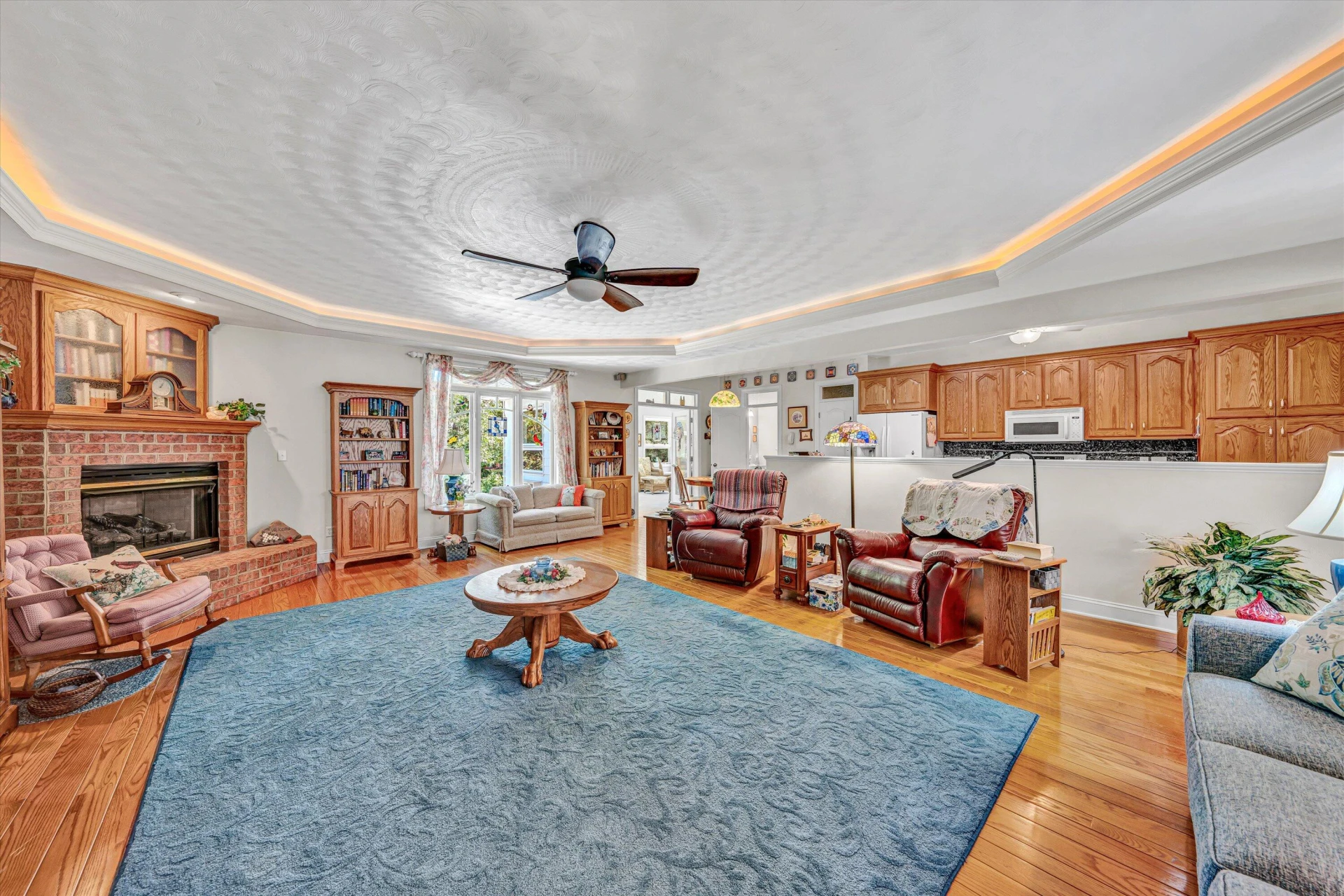 995 Highland DR - Photo 9