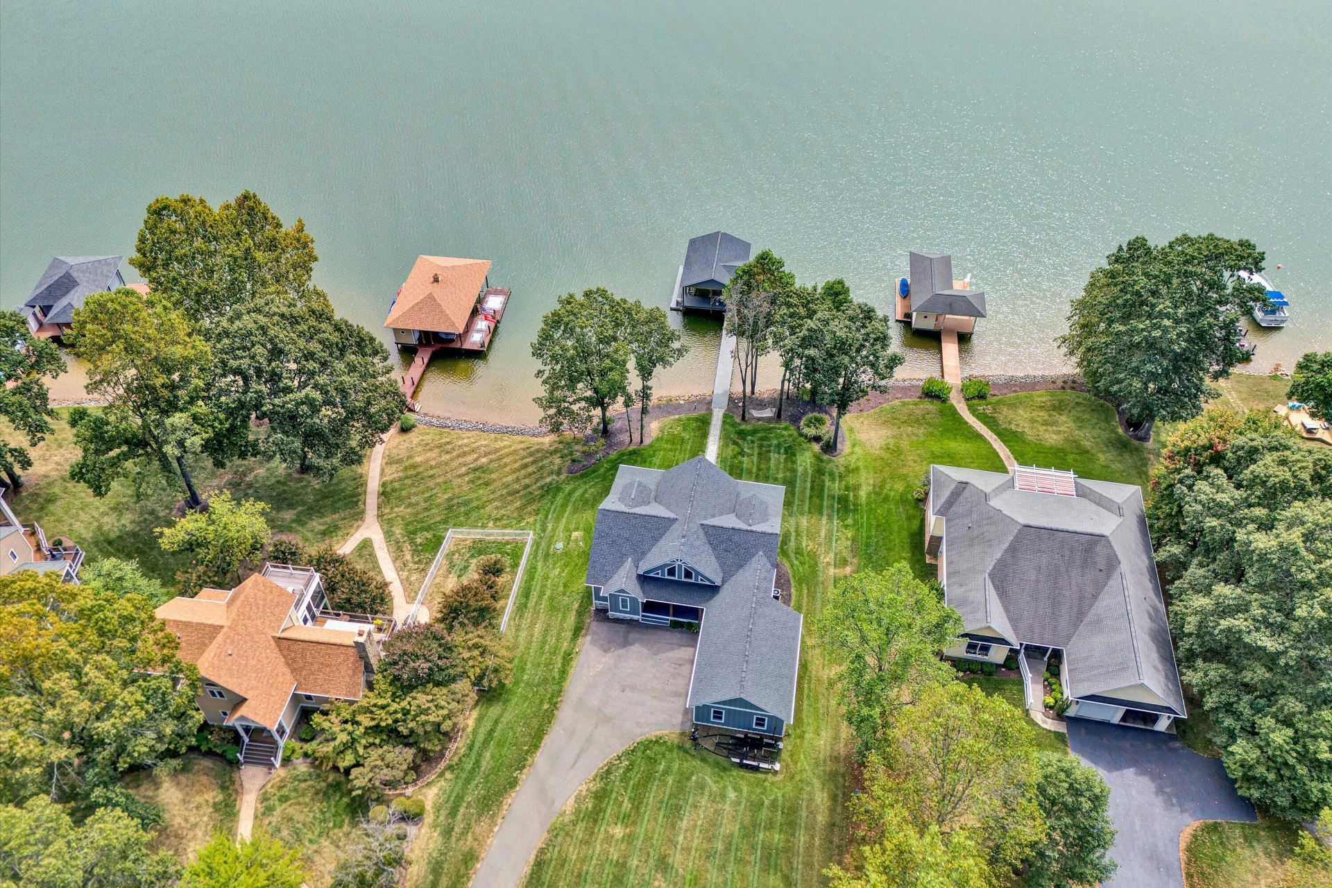 200 Park Shores CIR - Photo 10