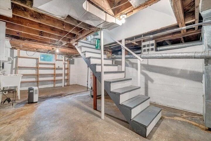 2636 Dell AVE NE - Photo 37