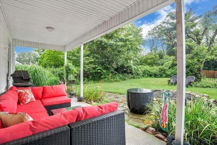 2636 Dell AVE NE - Photo 48
