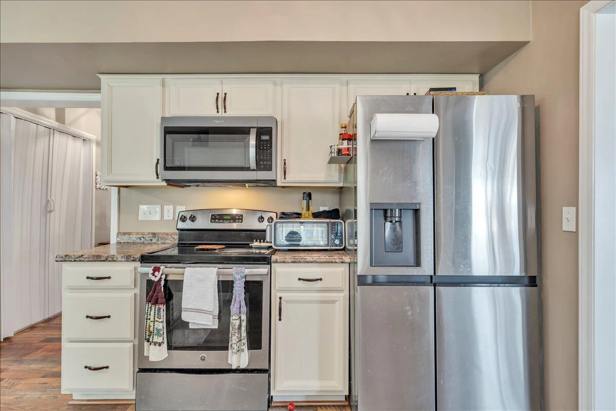 100 Chimney Sweep CT - Photo 10