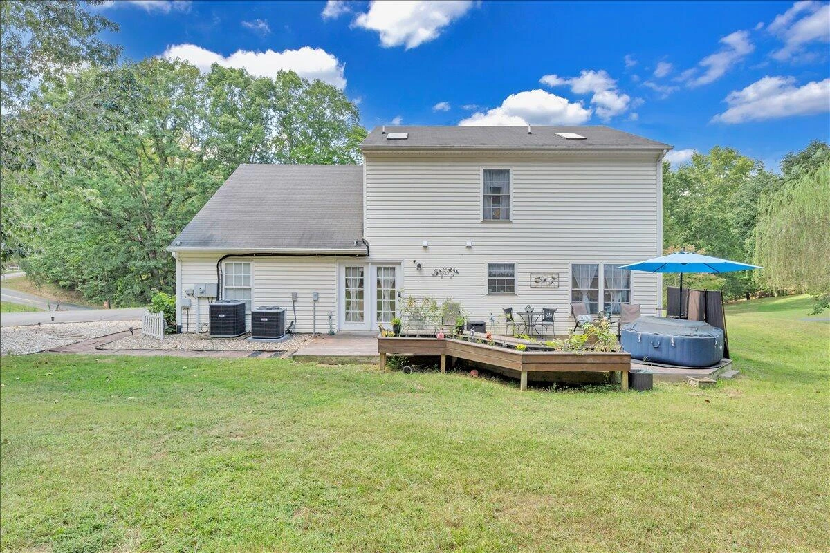 100 Chimney Sweep CT - Photo 47