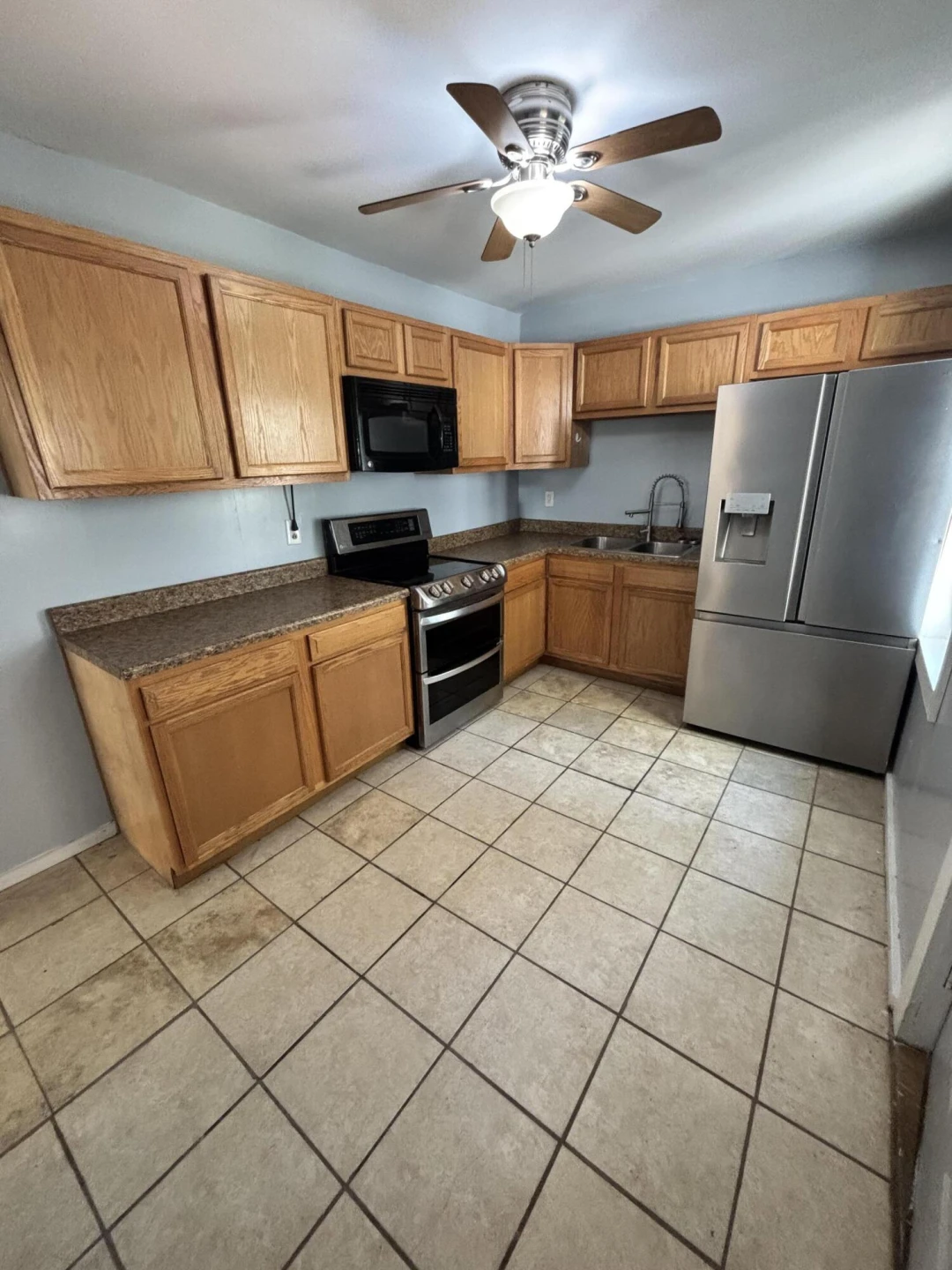 319 E Hazel ST - Photo 10