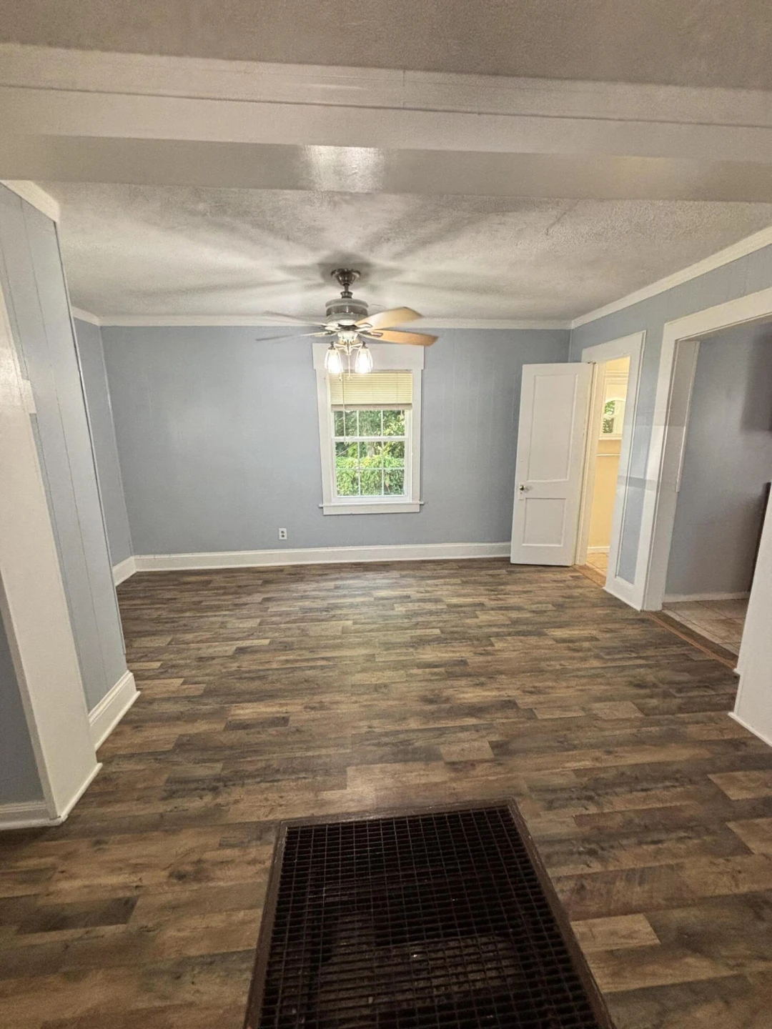 319 E Hazel ST - Photo 6