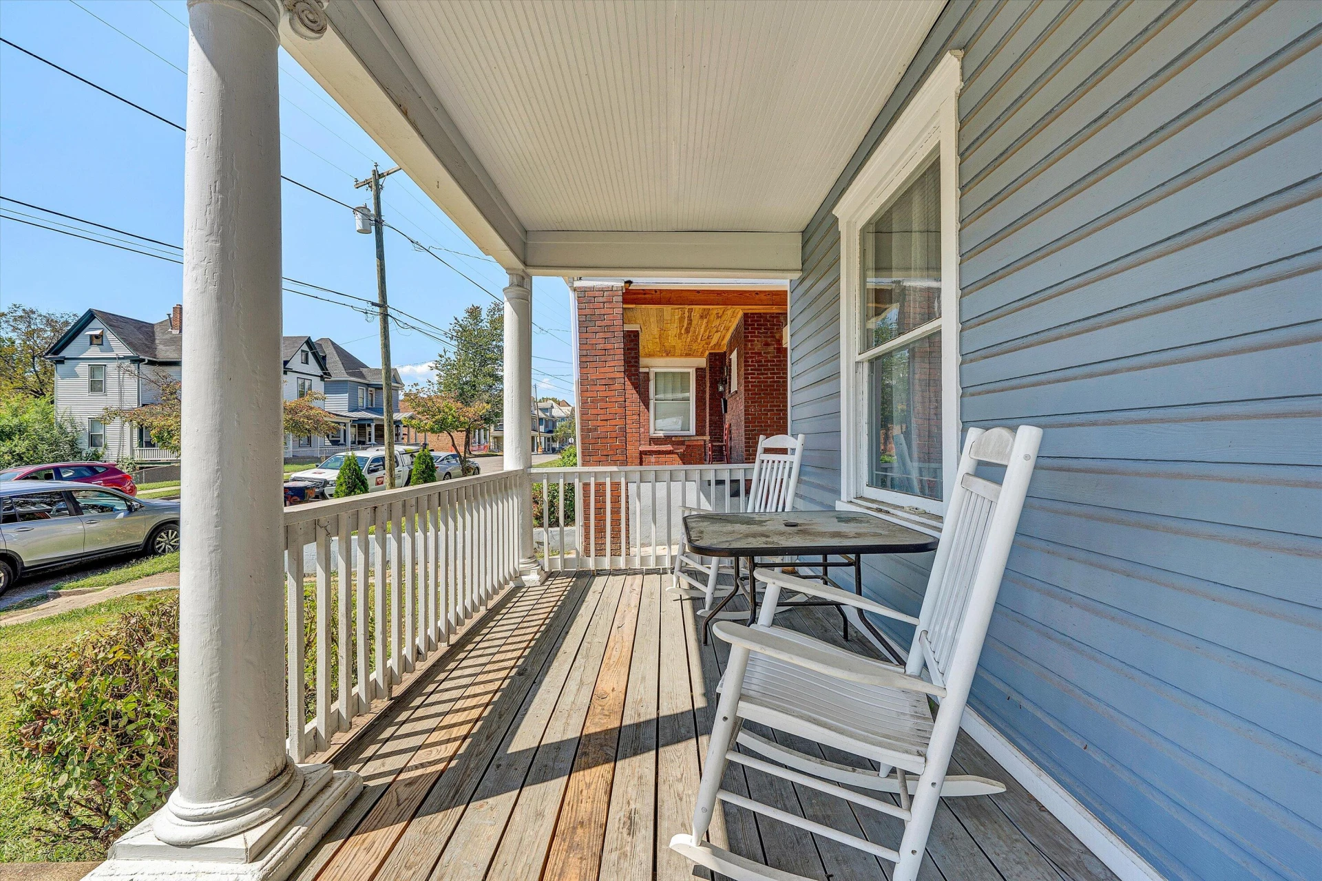 701 Marshall AVE SW - Photo 2