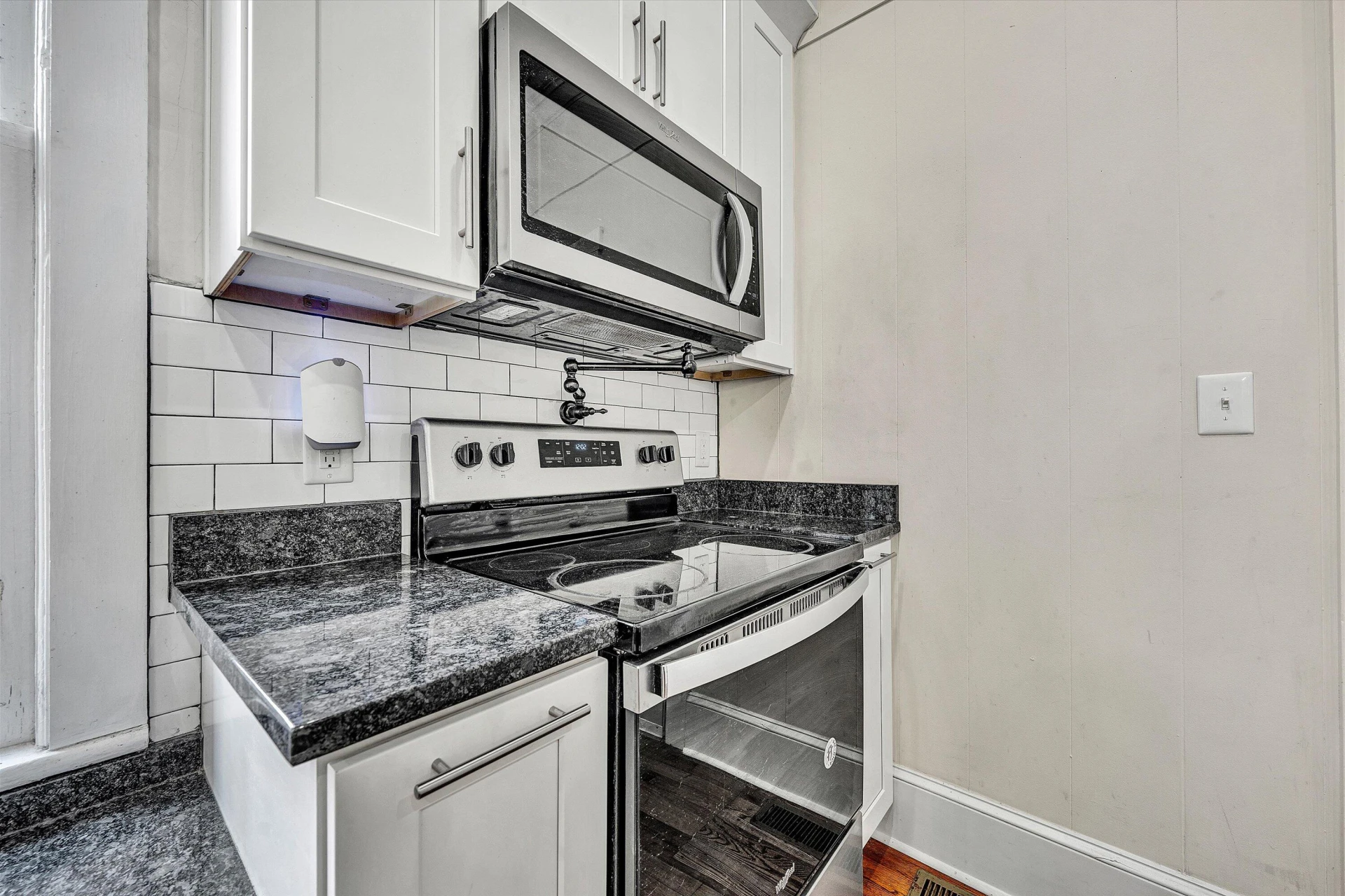 701 Marshall AVE SW - Photo 21