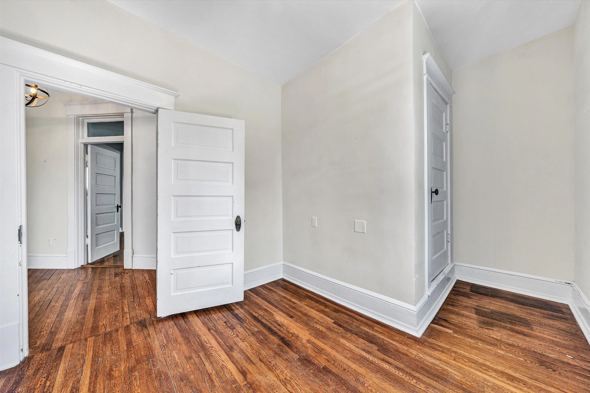 701 Marshall AVE SW - Photo 28