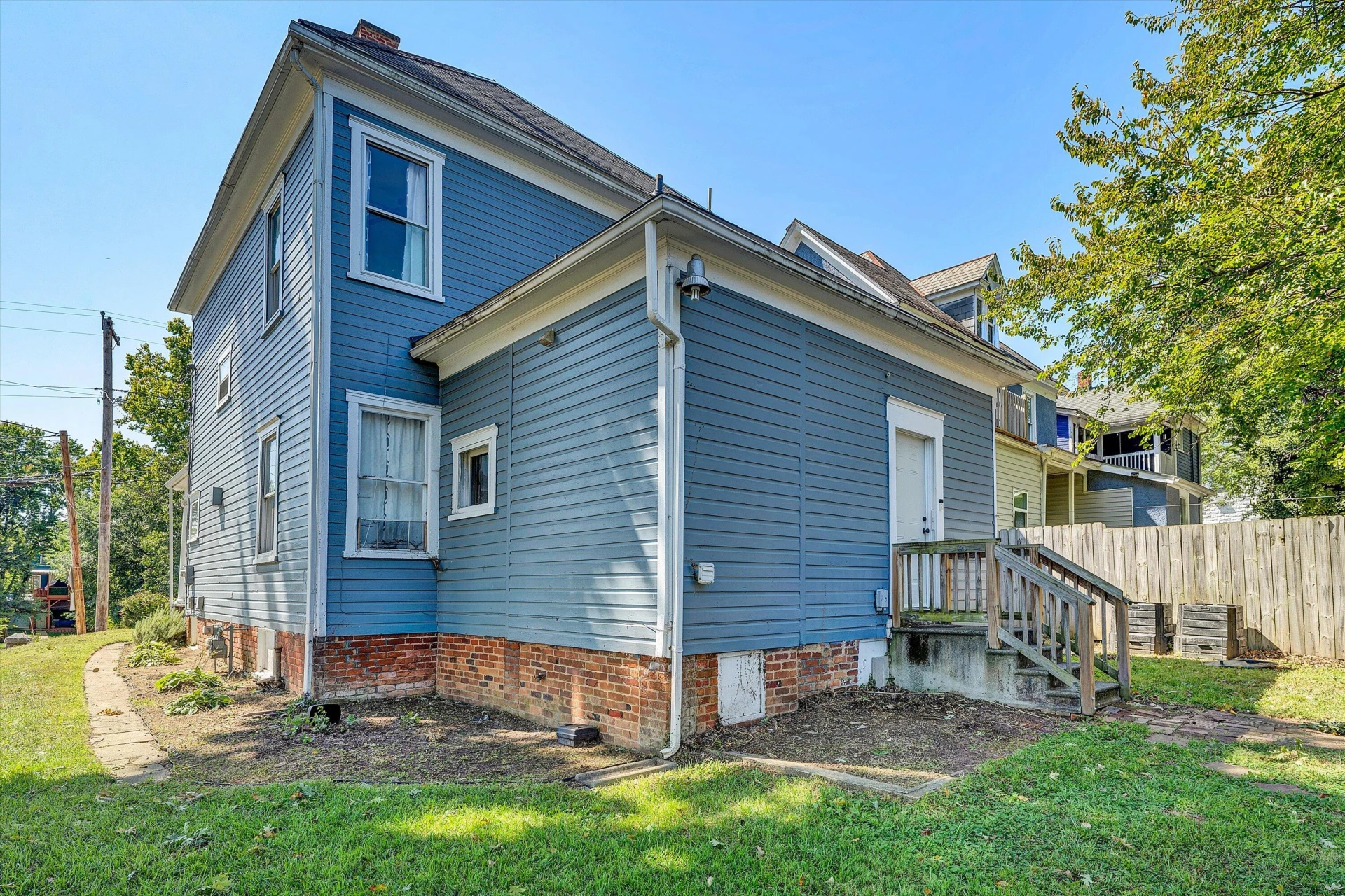 701 Marshall AVE SW - Photo 38