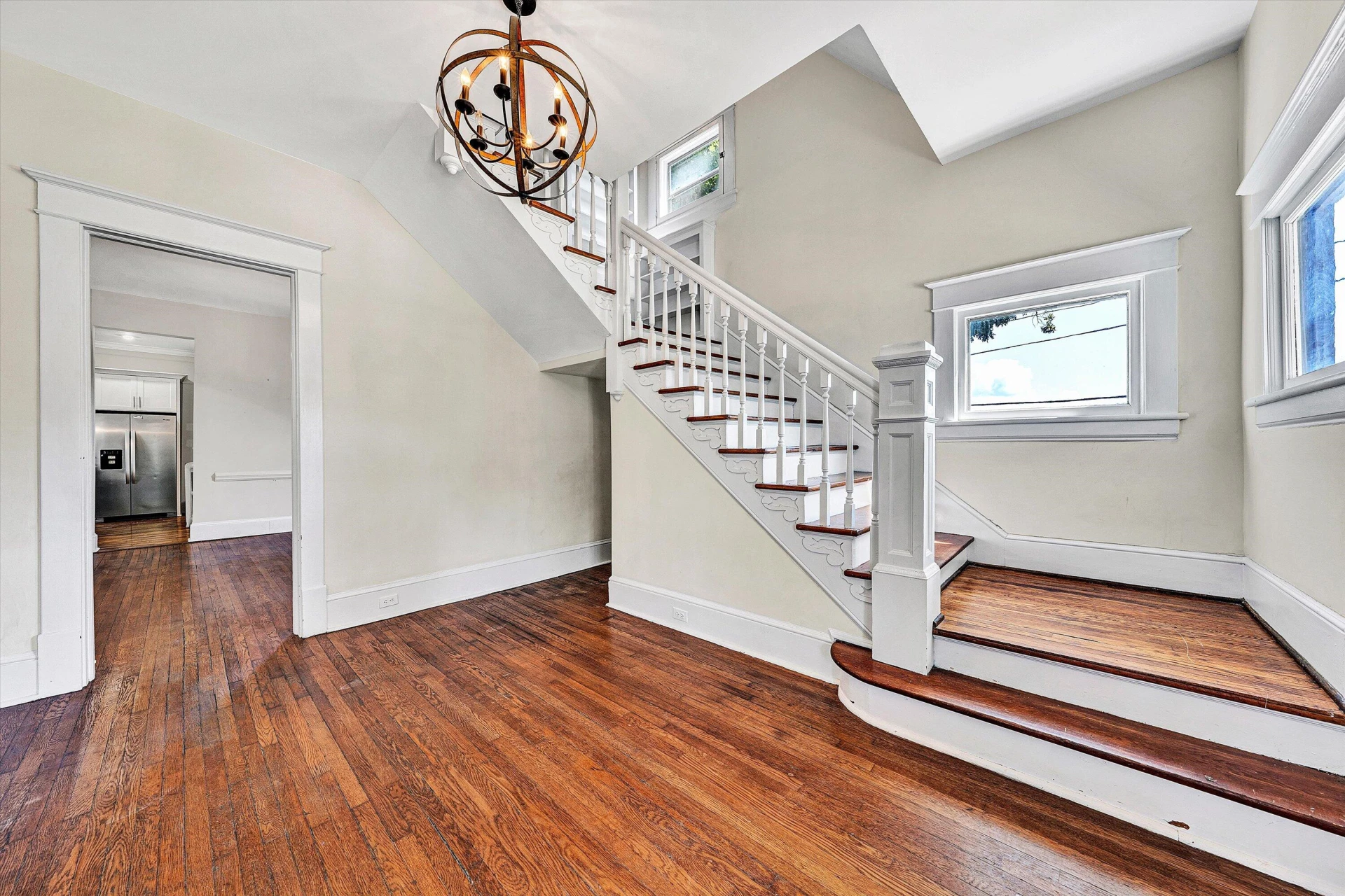 701 Marshall AVE SW - Photo 7