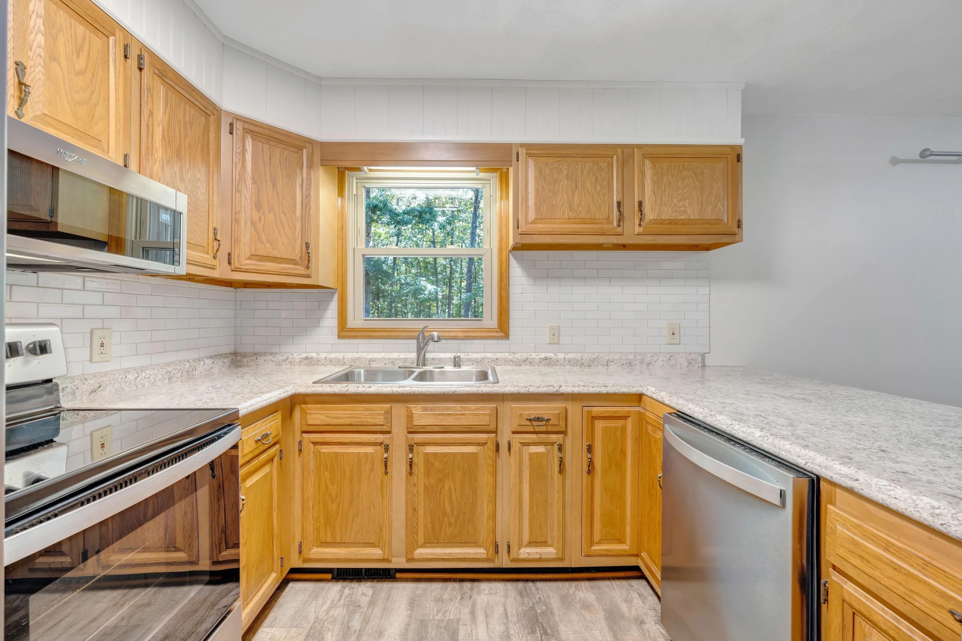 1531 Oilwell RD - Photo 25