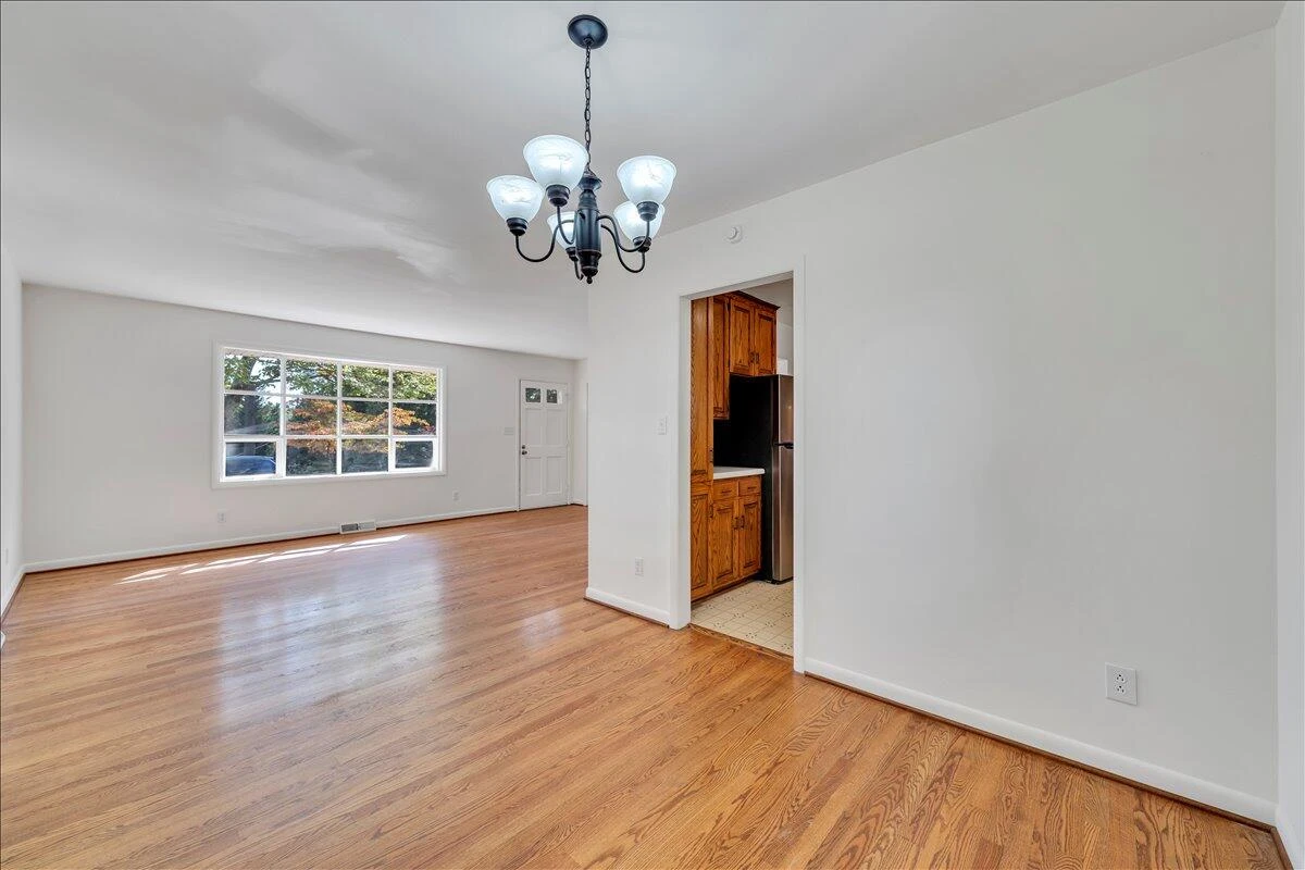 1117 Conifer LN - Photo 11