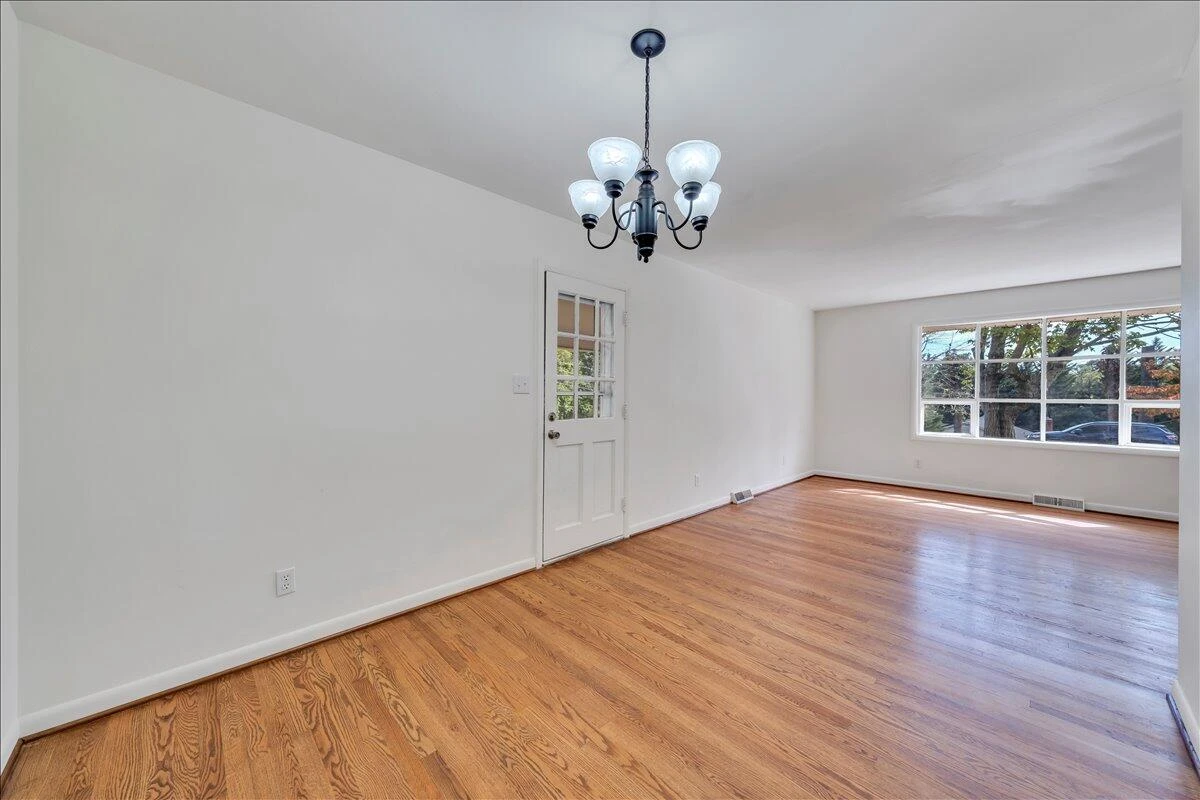 1117 Conifer LN - Photo 12