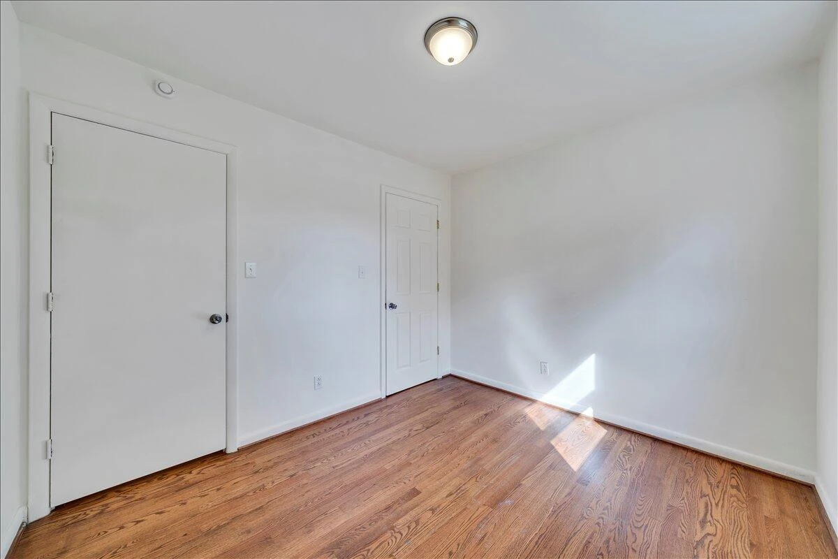 1117 Conifer LN - Photo 18