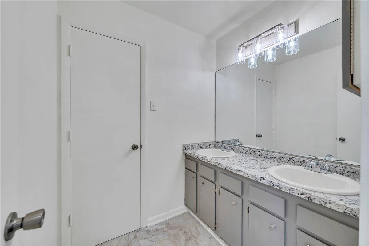 1117 Conifer LN - Photo 23