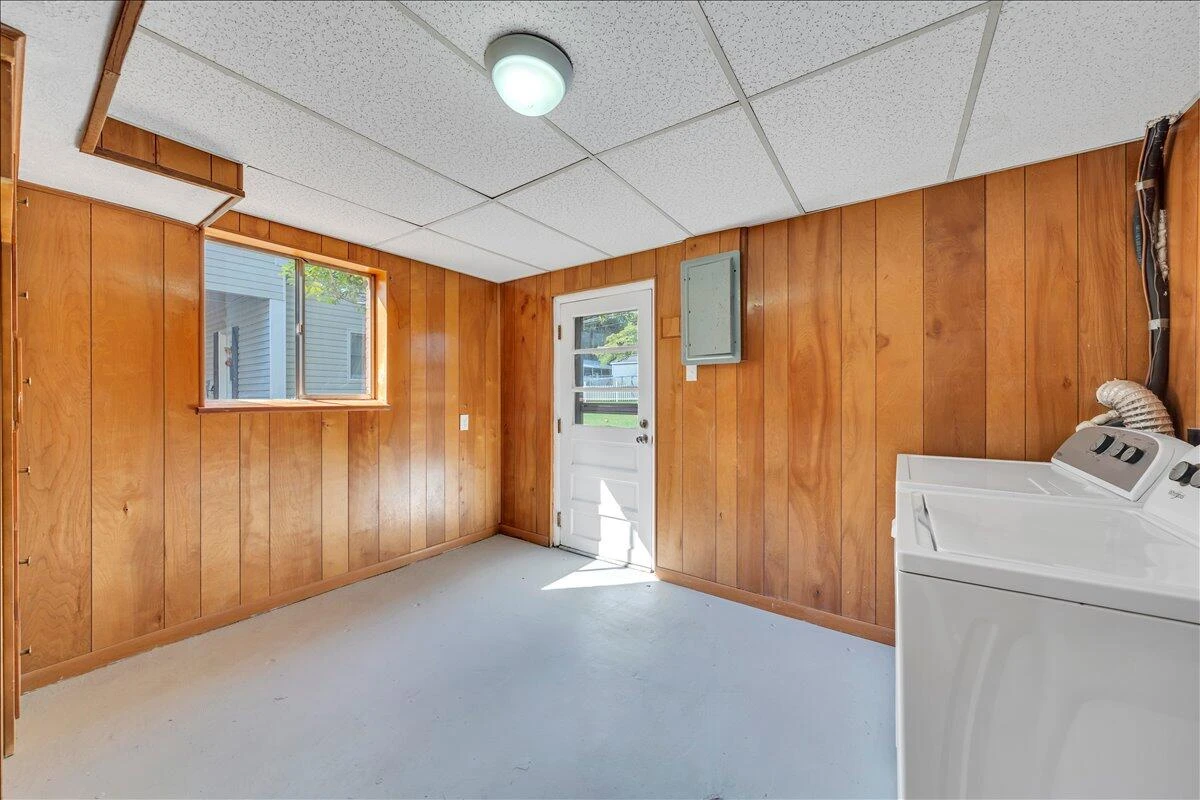 1117 Conifer LN - Photo 34